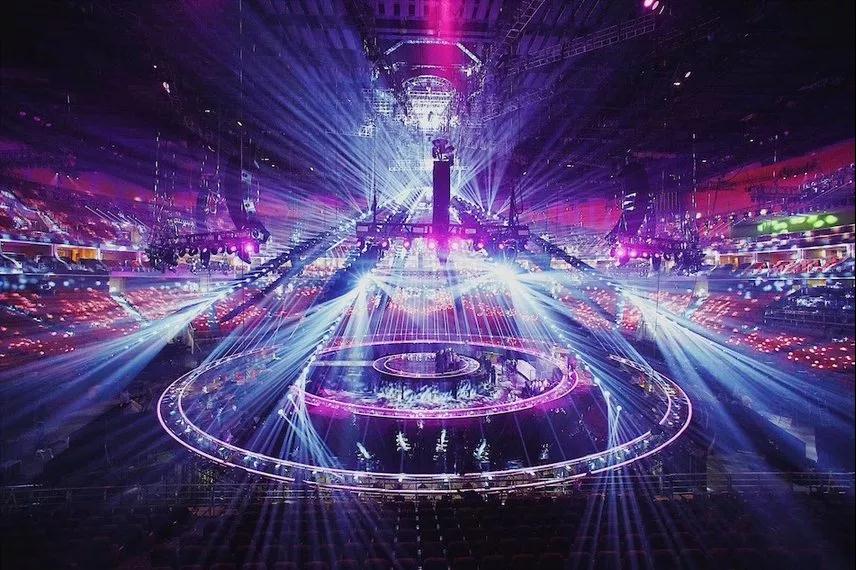 砸錢拼舞美 各衛視2019年跨年晚會即將“開戰” 砸錢拼舞美 各衛視2019年跨年晚會即將“開戰”